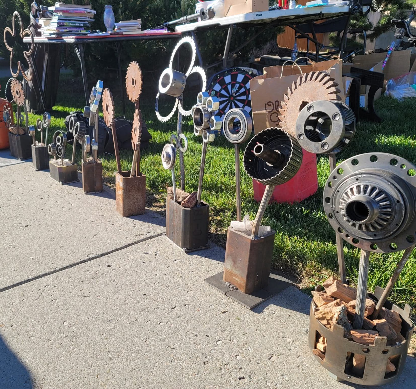 Welded metal flowers